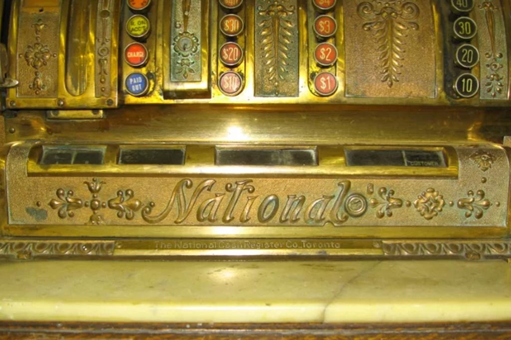 Old national cash register